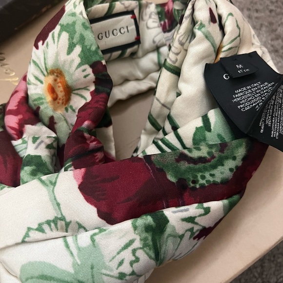 2 Gucci head wraps prints in slides after model photo. Worn but like new. - Picture 3 of 6